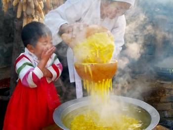 朝鮮族傳統(tǒng)風(fēng)味食品